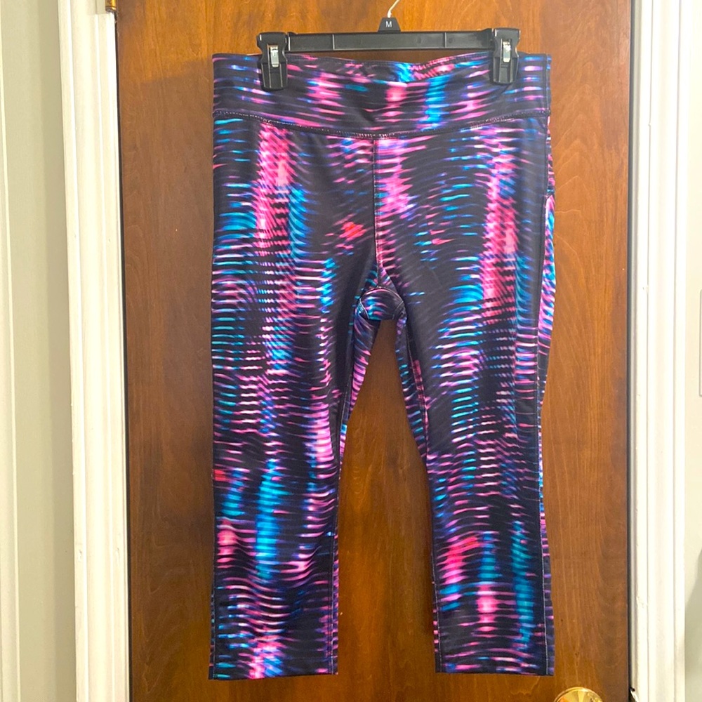 Multicolor cropped workout leggings